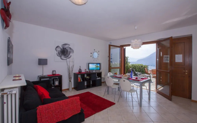 Vista d Oro Ulivo Apt 4