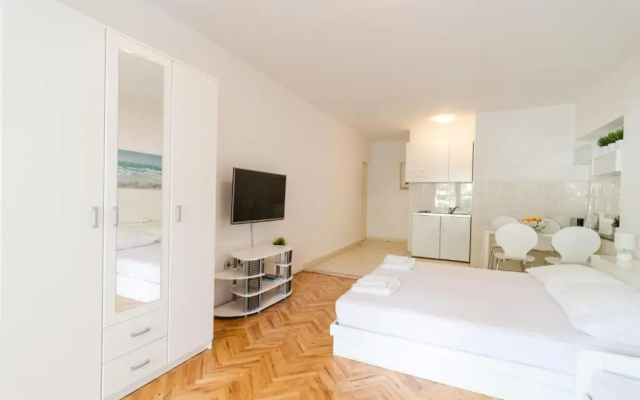 House Apartments Ariva