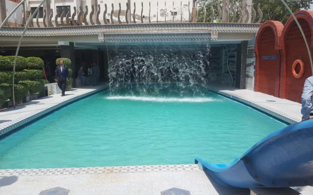 Hotel Amar