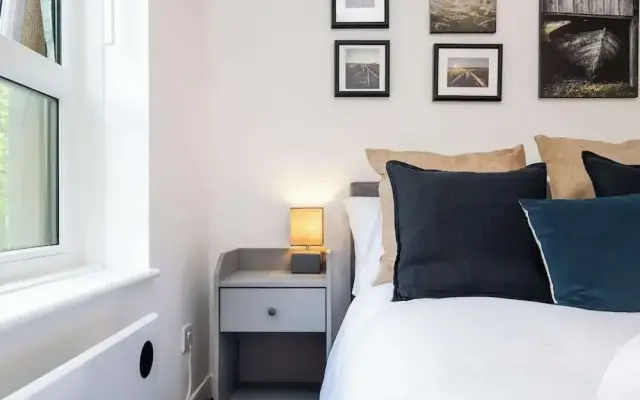 2bedroom Apartment-free Parking