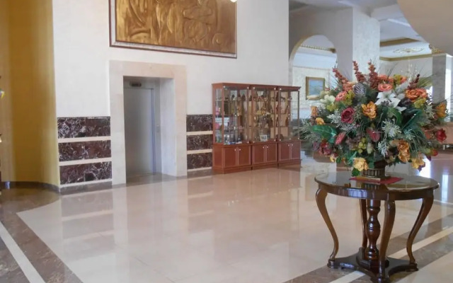 Armenian Royal Palace