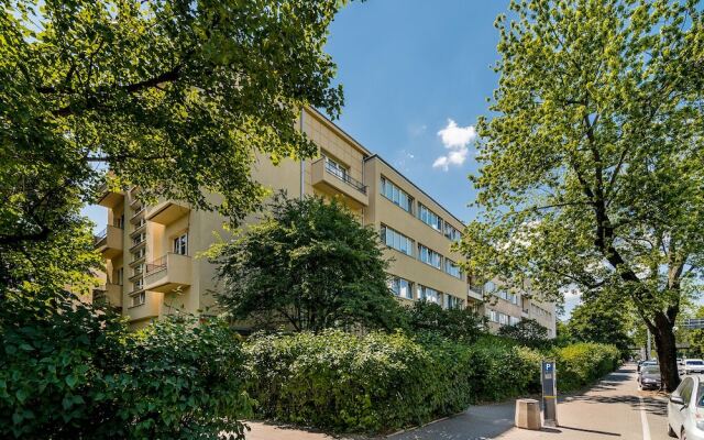 Отель By the River Stylish Apartment Польша, Варшава - отзывы, цены и фото номеров - забронировать отель By the River Stylish Apartment онлайн вид на фасад