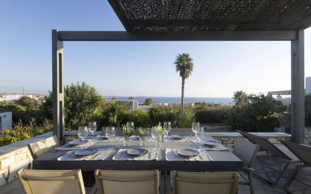 Seaview Villa by Villarentalsgr