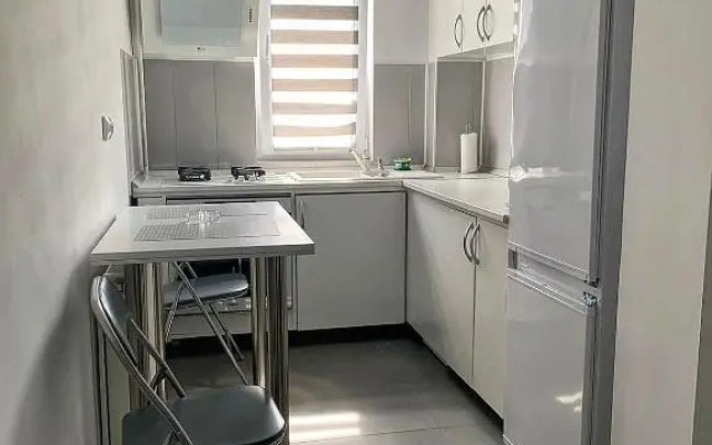White & Silver Luxury Suite - Craiova