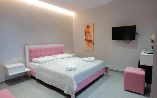 Angel Saranda Palace