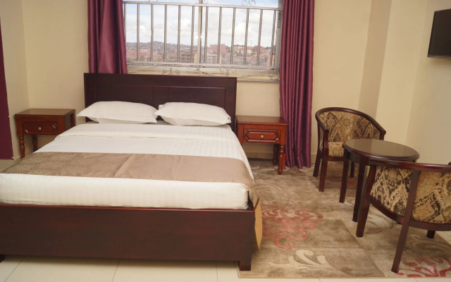 Diamonds Hotel