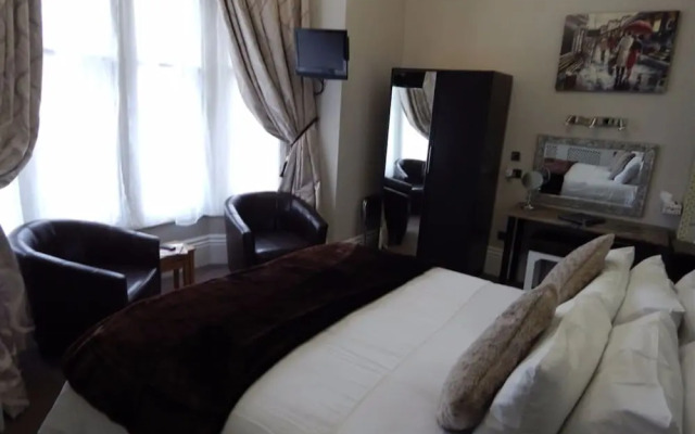 3 Norfolk Square Guest House