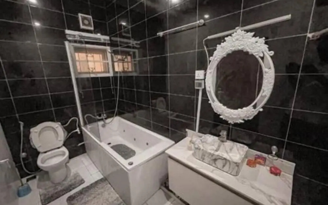 Granville Penthouse Apartments