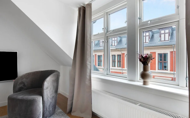 Leaves 4 - Precious 2-bdr Apt in Central Copenhagen
