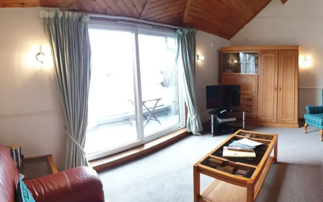 Loch Rannoch Highland Club Lochside Lodge 05