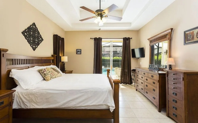 Tuscan Hills Disney Villa
