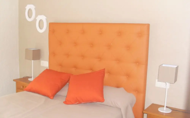 114 Campo Olivar, 502