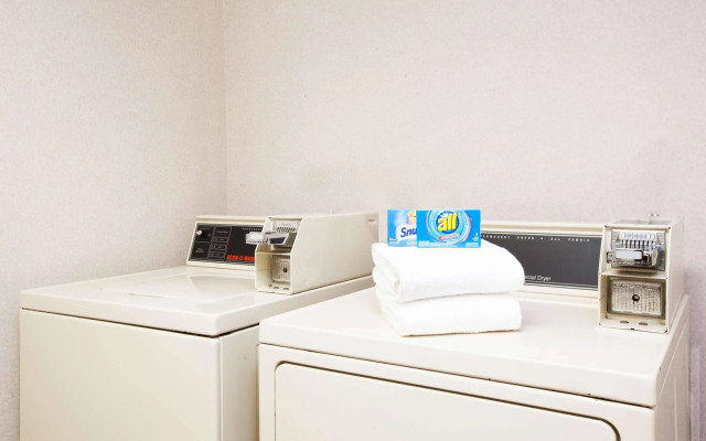 Quality Inn Brewerton - Syracuse Oneida Lake Area