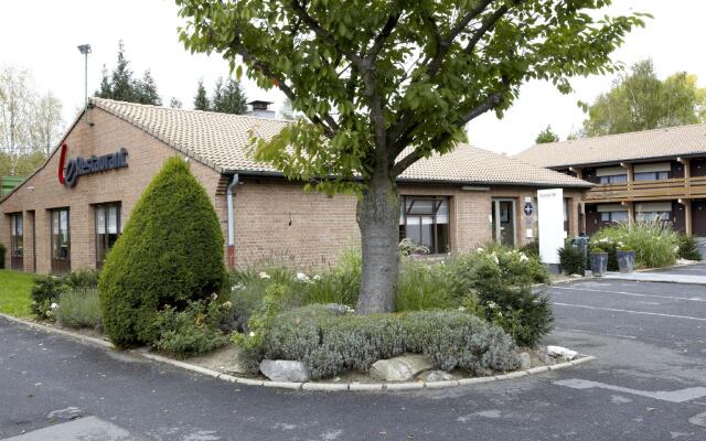 Отель Campanile Villeneuve D'Ascq вид на фасад