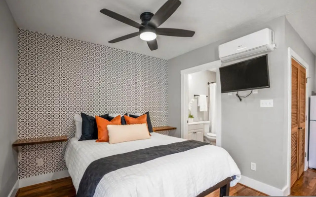 Quiet Studio Minutes From Downtown Houston