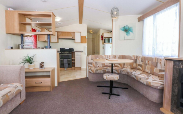 Hideaway Lodge