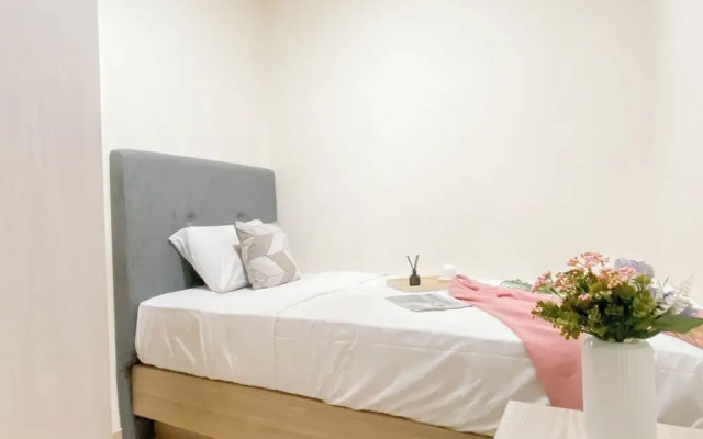2Br With Private Lift Near Station At Menteng Park Apartment