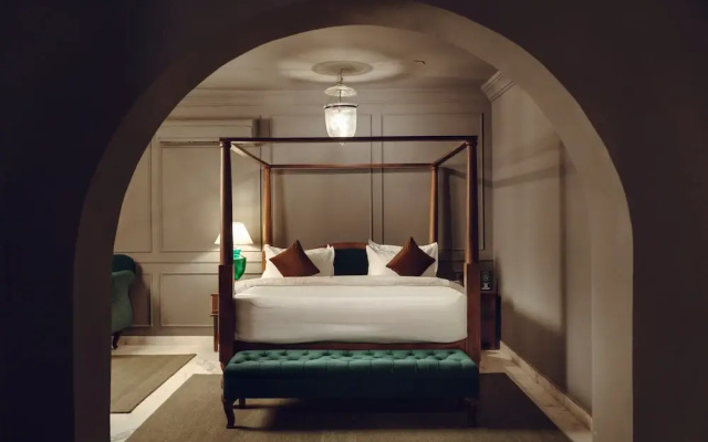 Victoria Mansion - A Signature Collection by HST Hotels