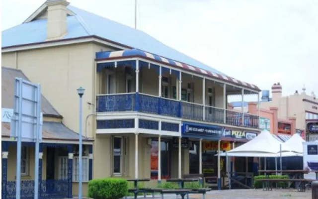 Windsor Heritage Motel