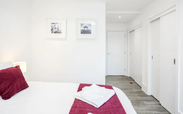 Roomspace Apartments -The Legacy