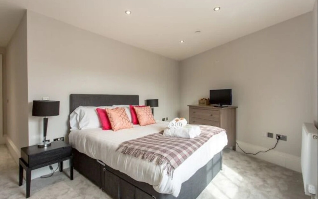 5 Star Luxury Apartment