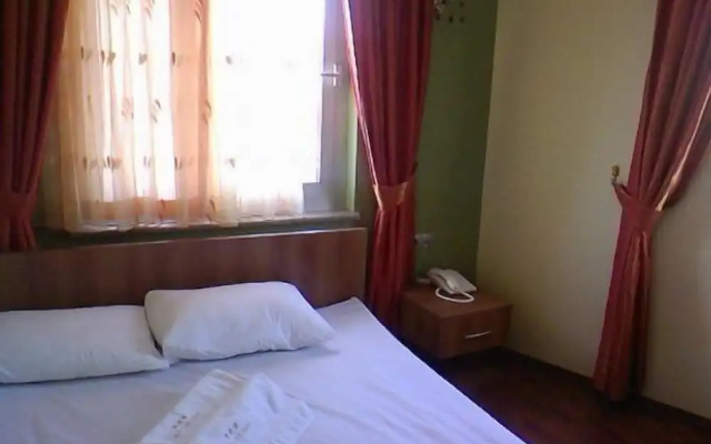 Ganita Life Otel