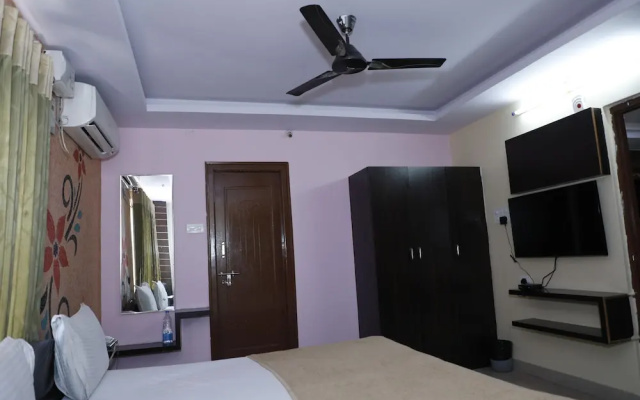 Hotel Maruthi Residency Inn & Restaurant