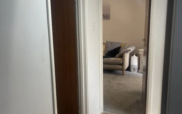 Beautiful one bed Apartment in Cardiff Good Links