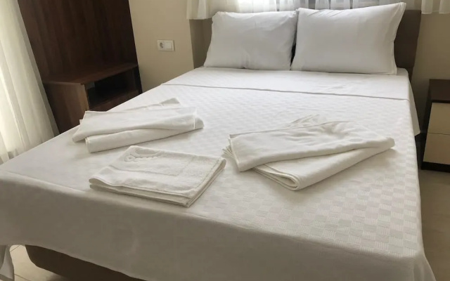 Deniz Otel
