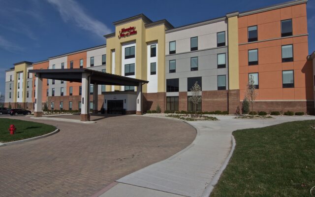 Отель Hampton Inn And Suites By Hilton Columbus Scioto Downs вид на фасад
