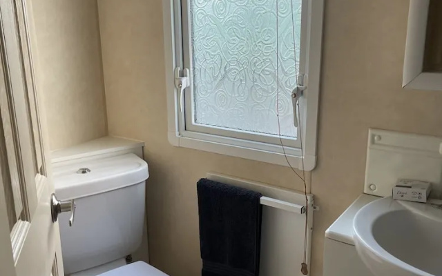 Beautiful 2-bed Static Caravan