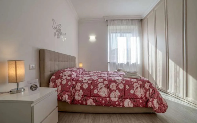 Cornelia Home