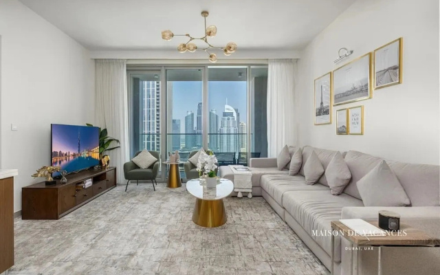 Three Bedroom in Downtown With Burj Khalifa View