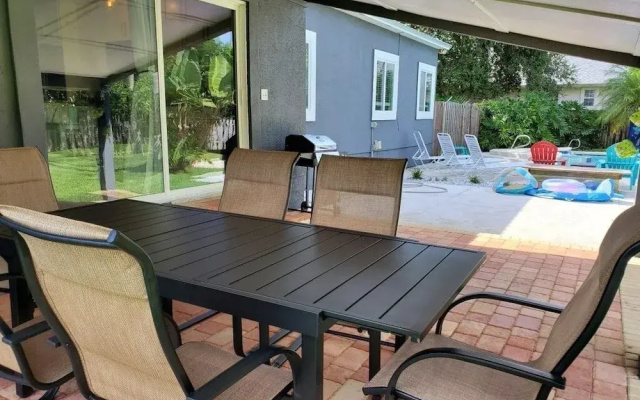 Floridays Vacation Home with Pool near to beach by RedAwning
