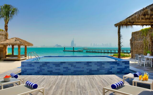 Anantara World Islands Dubai Resort 1