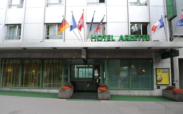 Отель Arlette Am Hauptbahnhof Hotel Швейцария, Цюрих - 1 отзыв об отеле, цены и фото номеров - забронировать отель Arlette Am Hauptbahnhof Hotel онлайн вид на фасад