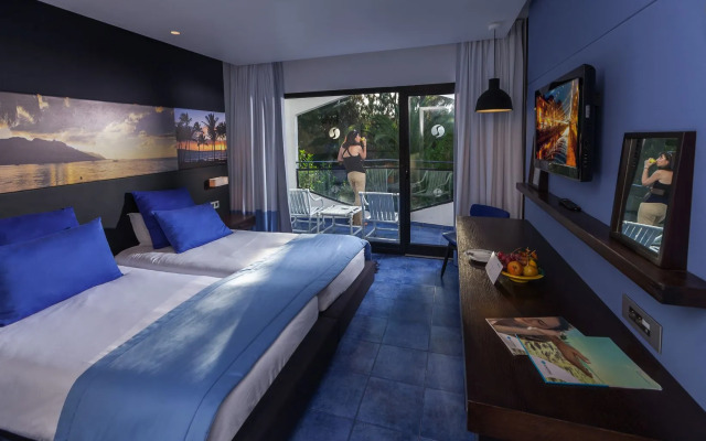 SENTIDIO Phenicia