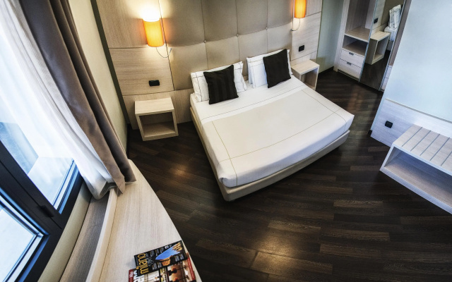 Acca Palace Hotel