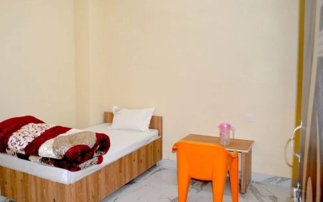 Santosh Hotel and Restaurant