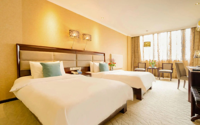Tourism Trend Hotel(Shenzhen Huaqiang North Electronic Business Circle Yannan)