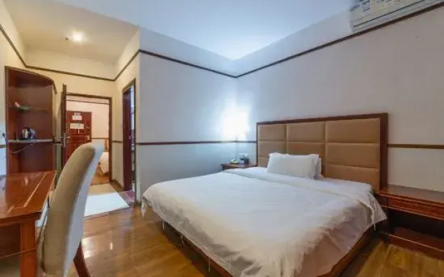 Huizhou Jindong Business Hotel