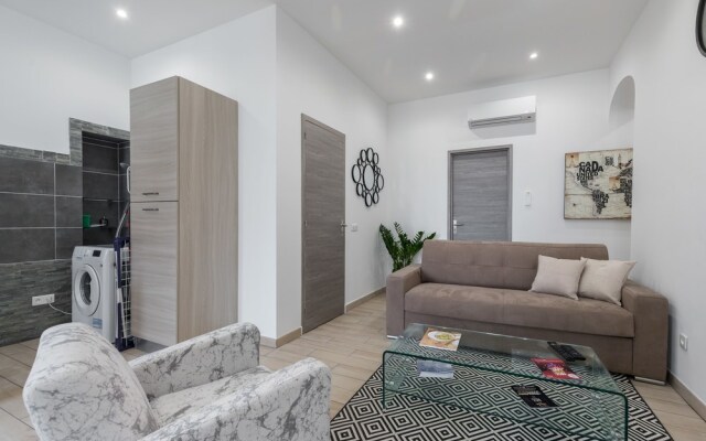 Отель Guest House Grimaldi Франция, Ницца - отзывы, цены и фото номеров - забронировать отель Guest House Grimaldi онлайн комната для гостей