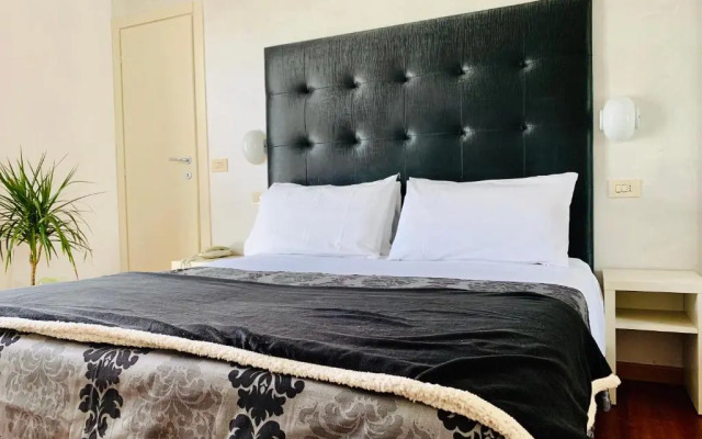 Hotel Baby Bed and Breakfast