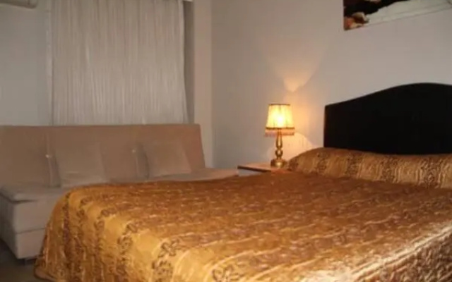 Dom Hotel