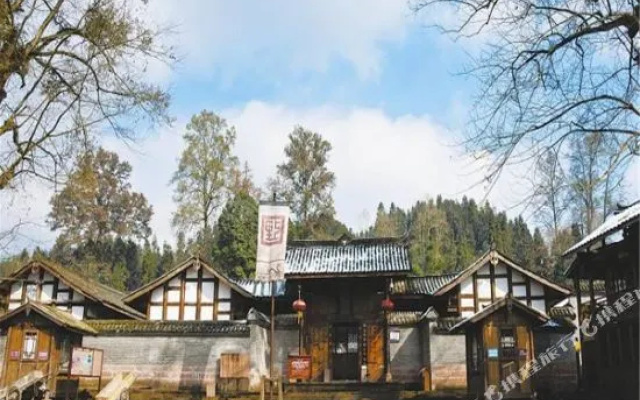 Linghuiyuan Motel