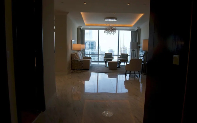 Ultimate Luxury & Views at the Fountains Dubai