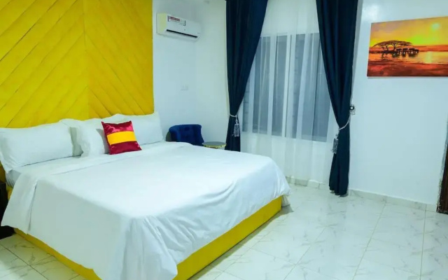 Luxury 4-Beds Apart Abuja-24Hrs/Elect/WIFI/Securi