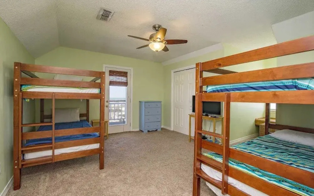 Dune Refuge 3 Bedrooms 2.5 Bathrooms Home