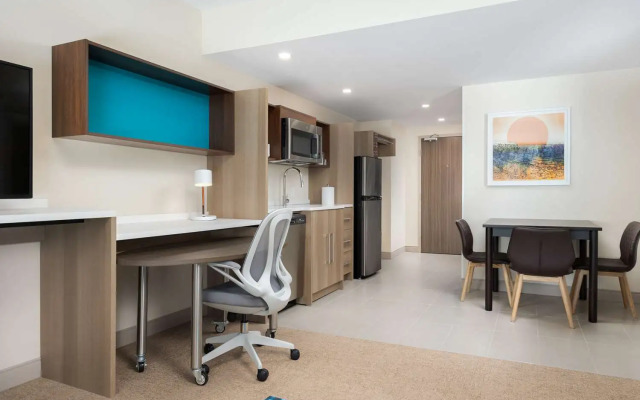 Home2 Suites by Hilton Boston Franklin