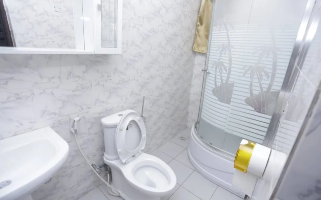 Green Palm Apartments